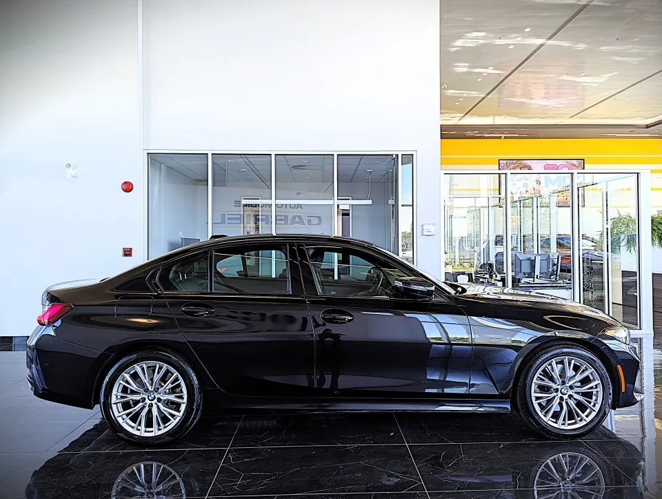 BMW 3Series 2023 photo 4