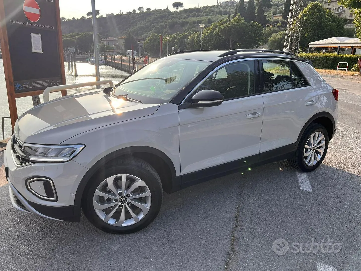 Volkswagen T-Roc 2023 photo 4