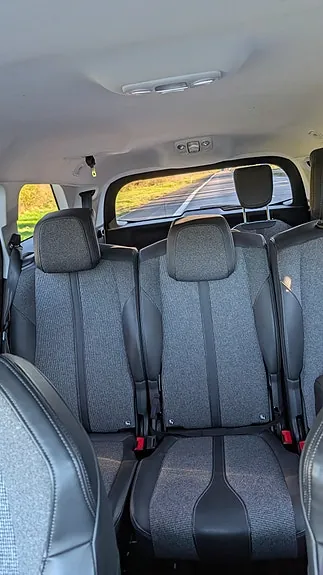 Peugeot 5008 2017 photo 5