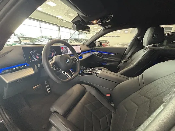 BMW 530E 2026 photo 3