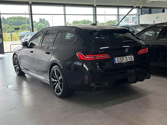 BMW 530E 2026 photo 4