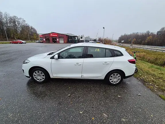 Renault Megane Iii 2013 photo 3