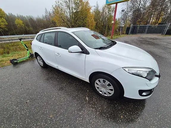 Renault Megane Iii 2013 photo 4