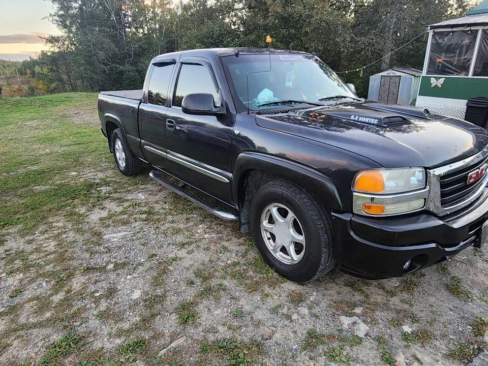 GMC Sierra 1500 2006 photo 3