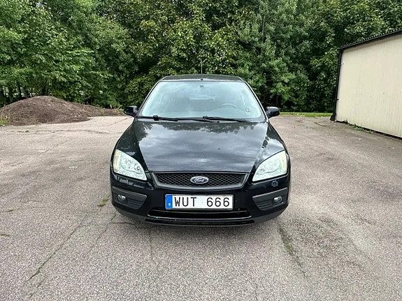 Ford Focus 2005 photo 2