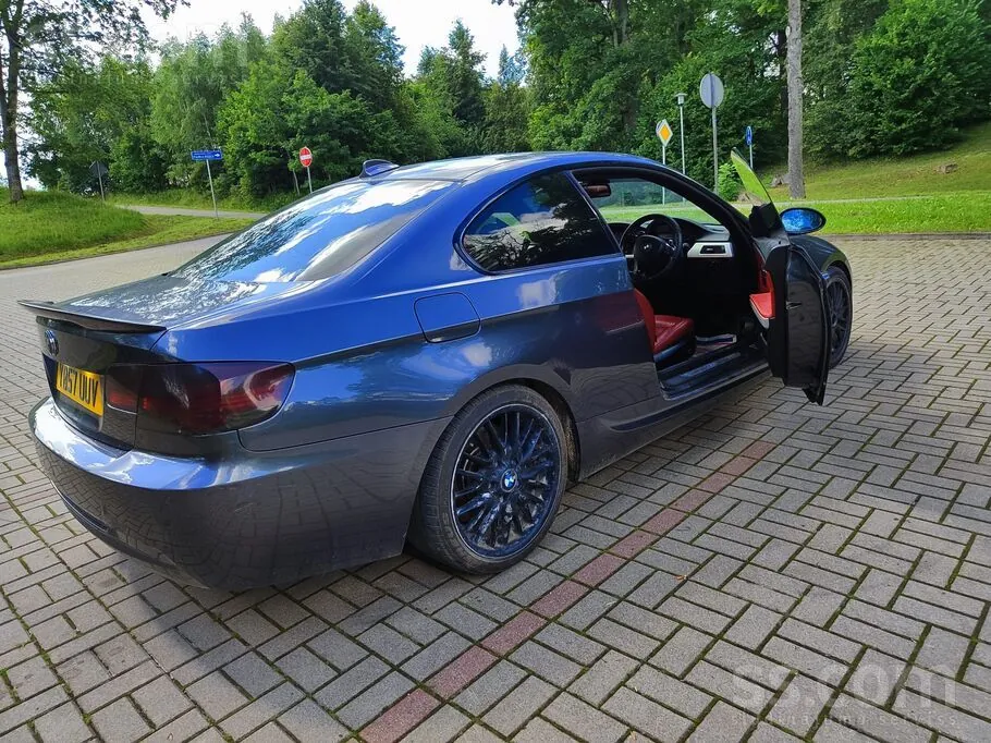 BMW 330D 2008 photo 3