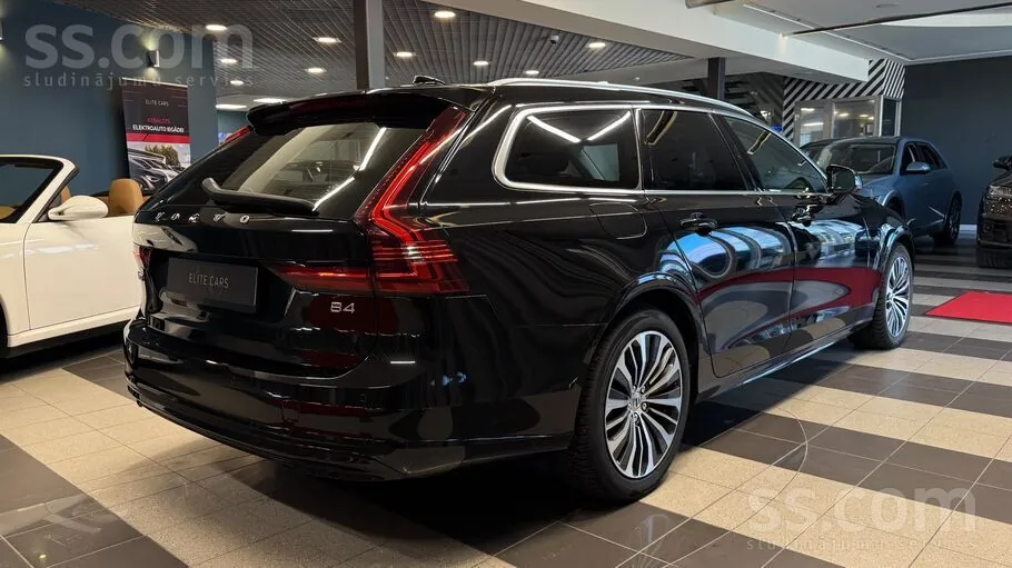 Volvo V90 2021 photo 2