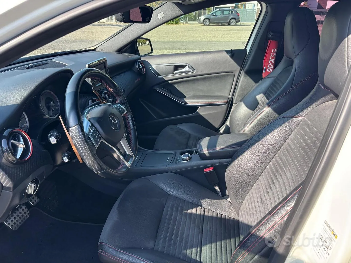 Mercedes-Benz A200 2014 photo 5