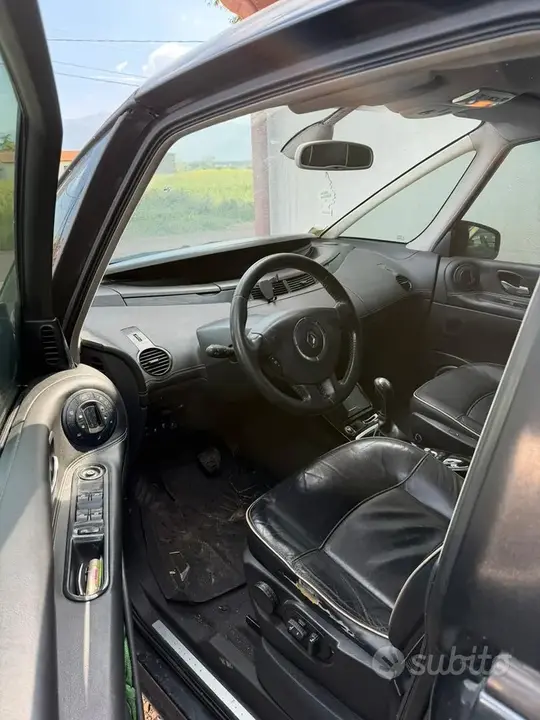 Renault Espace 2013 photo 3