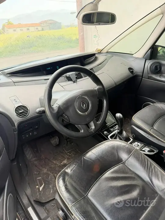 Renault Espace 2013 photo 4