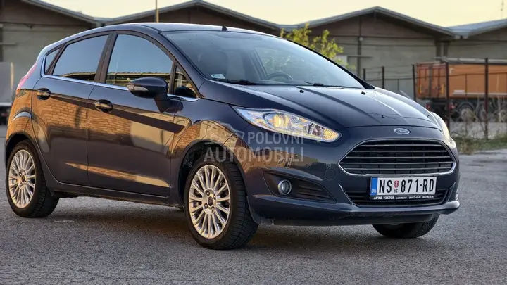 Ford Fiesta 2013 photo 3