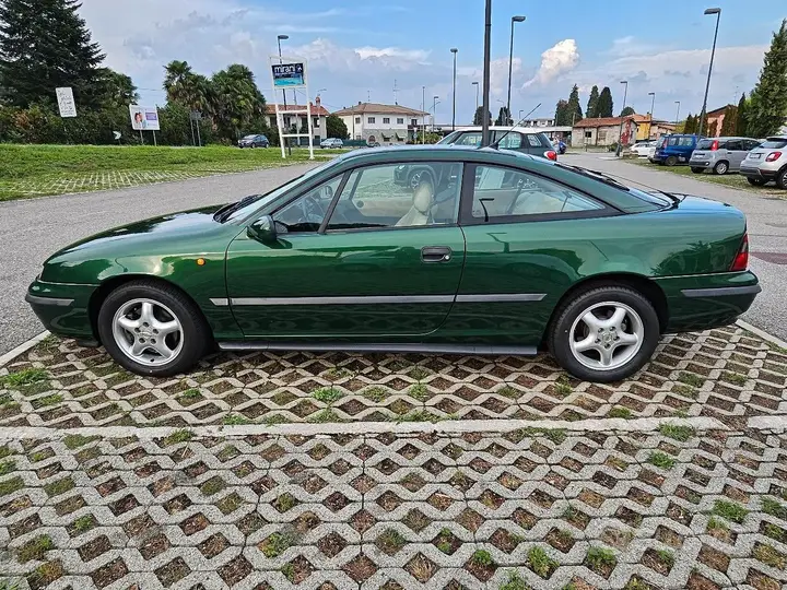 Opel Calibra 1996 photo 2