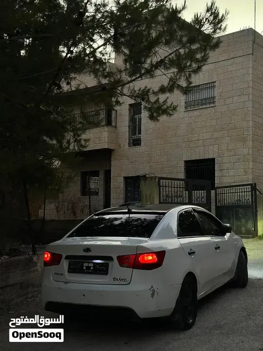 Kia Forte 2012 photo 3