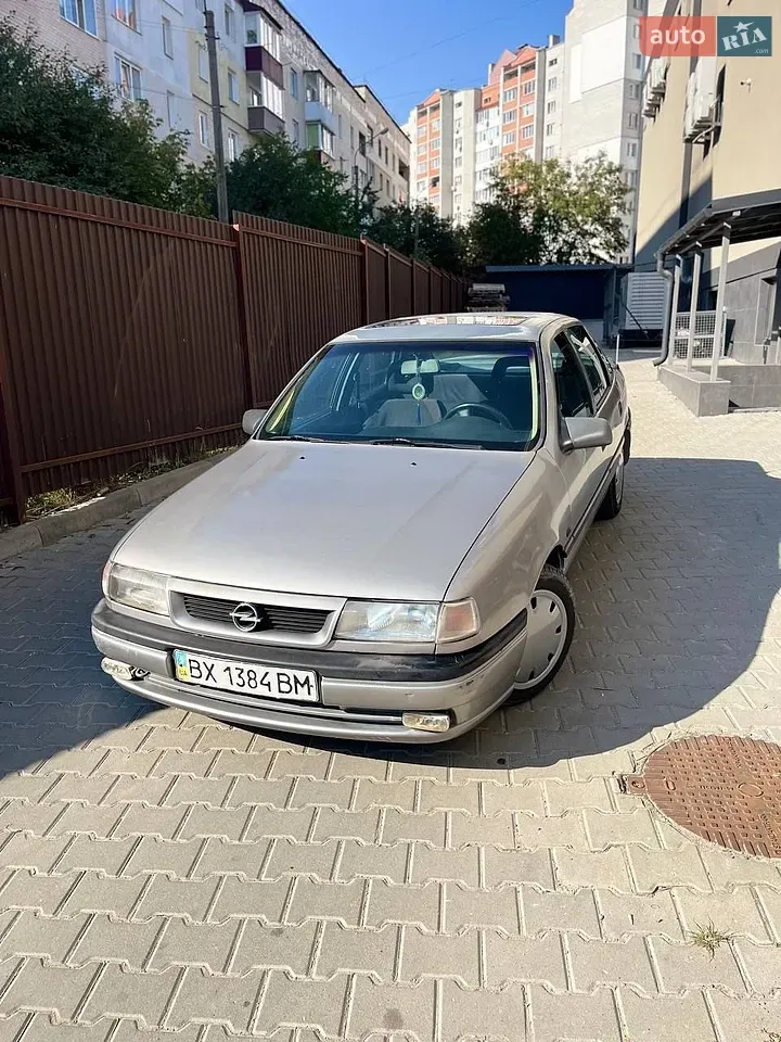 Opel Vectra 1989 photo 2