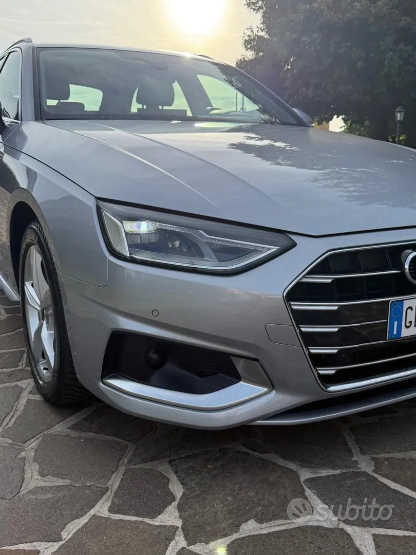 Audi A4 2022 photo 3