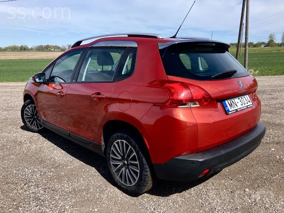 Peugeot 2008 2015 photo 5