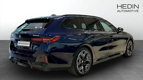BMW 530E 2026 photo 2