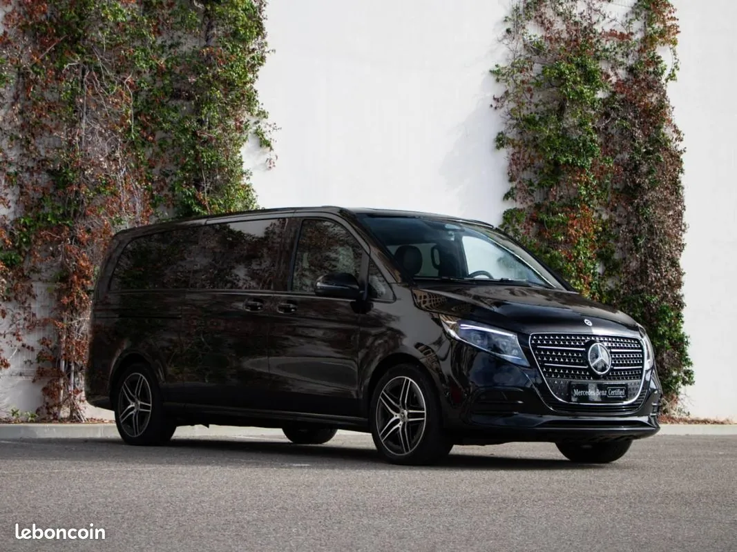 Mercedes-Benz V 2024 photo 3