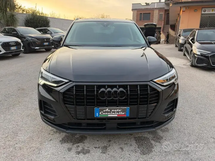 Audi Q3 2022 photo 2