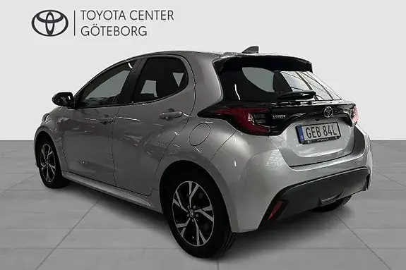 Toyota Yaris 2024 photo 3