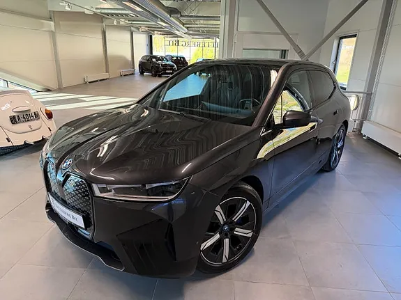 BMW Ix 2023 photo 2