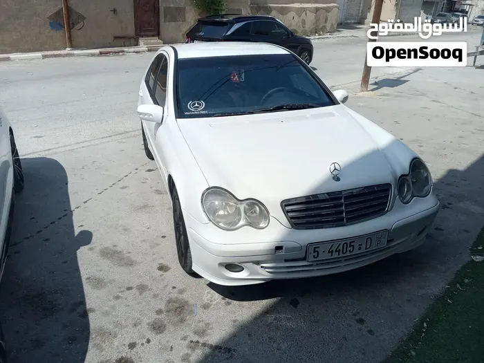 Mercedes-Benz C-Class 2005 photo 4
