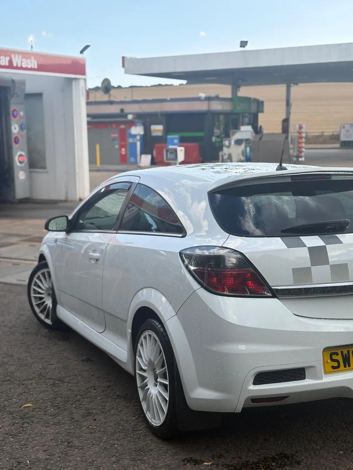 Vauxhall Astra 2008 photo 4