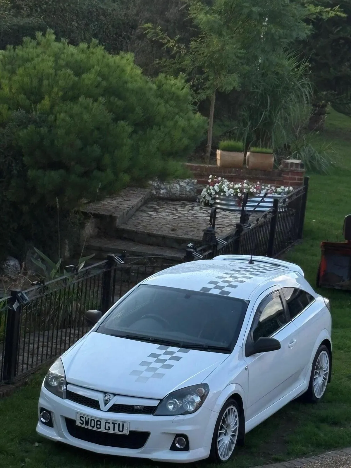 Vauxhall Astra 2008 photo 3