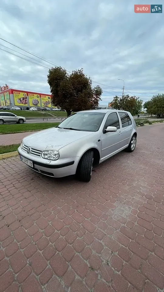 Volkswagen Golf 1999 photo 2