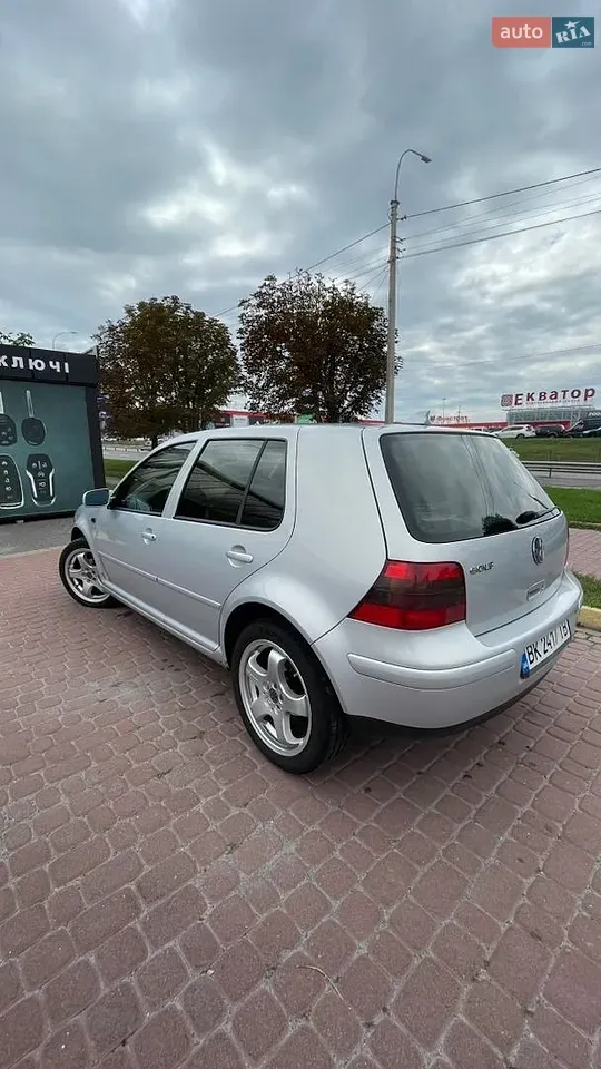 Volkswagen Golf 1999 photo 3