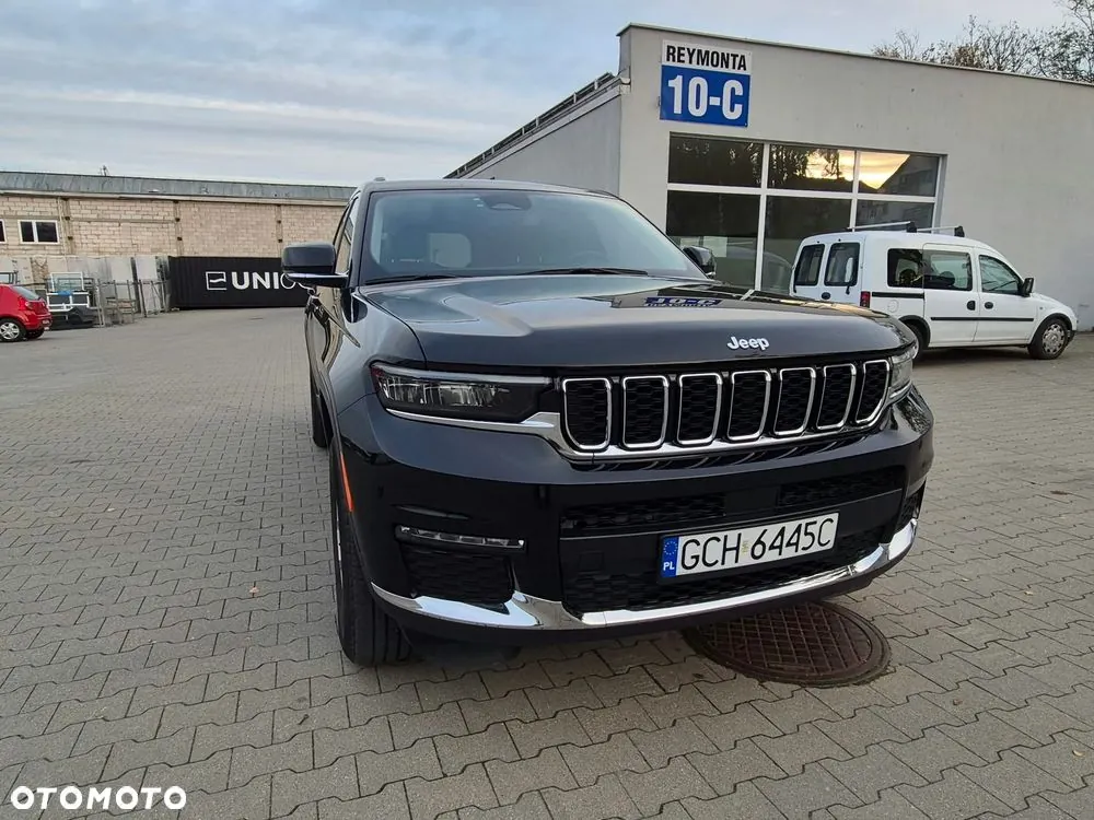Jeep Grand Cherokee 2023 photo 2