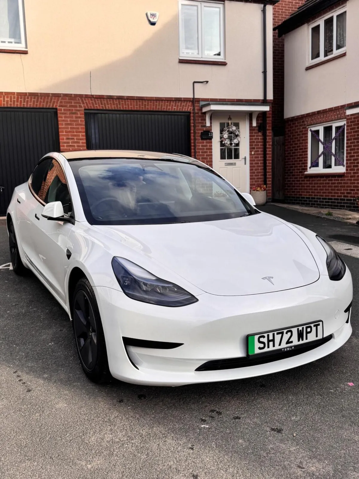 Tesla Model 3 2023 photo 3