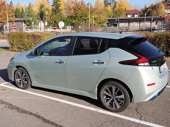 Nissan Leaf 2018 photo 3