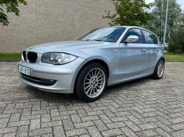BMW 116I 2010 photo 2