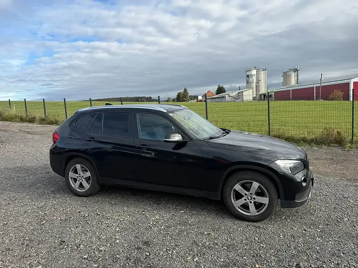 BMW X1 2012 photo 2