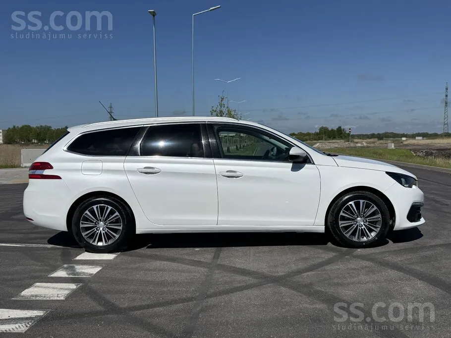Peugeot 308 2021 photo 5
