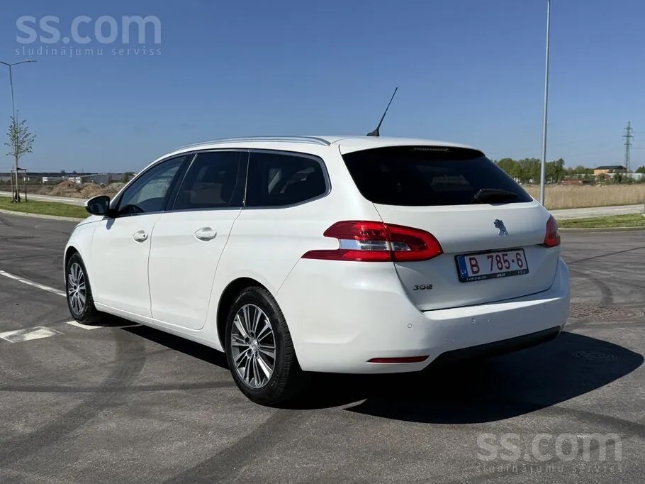 Peugeot 308 2021 photo 4