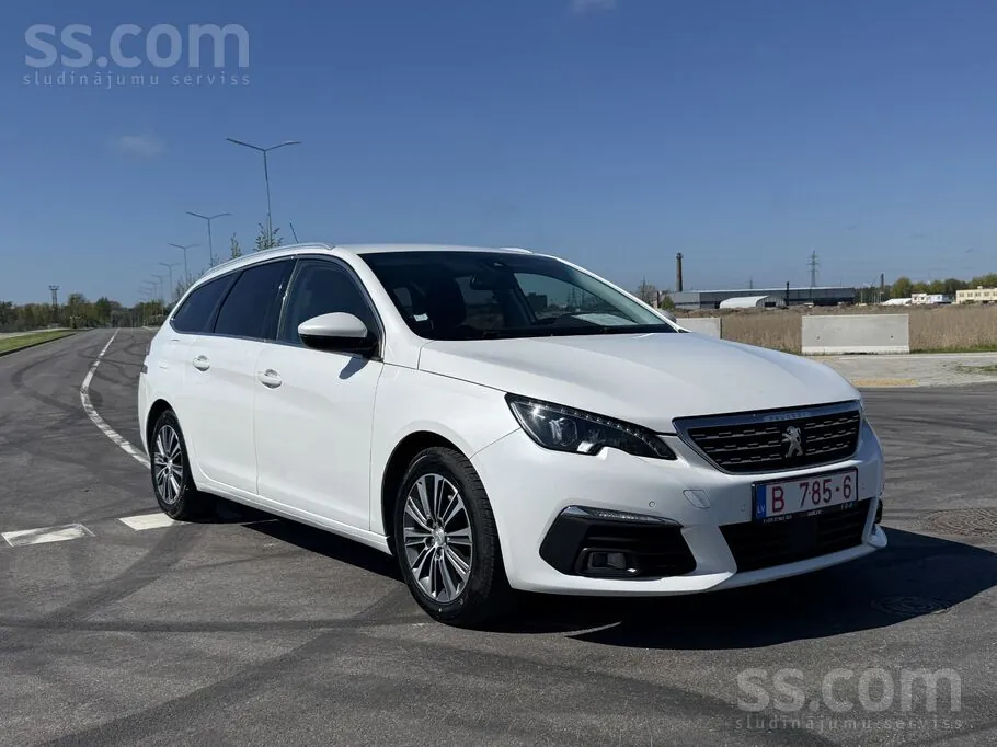 Peugeot 308 2021 photo 3