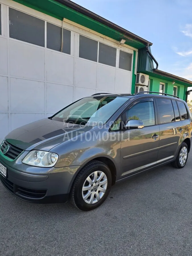 Volkswagen Touran 2006 photo 5