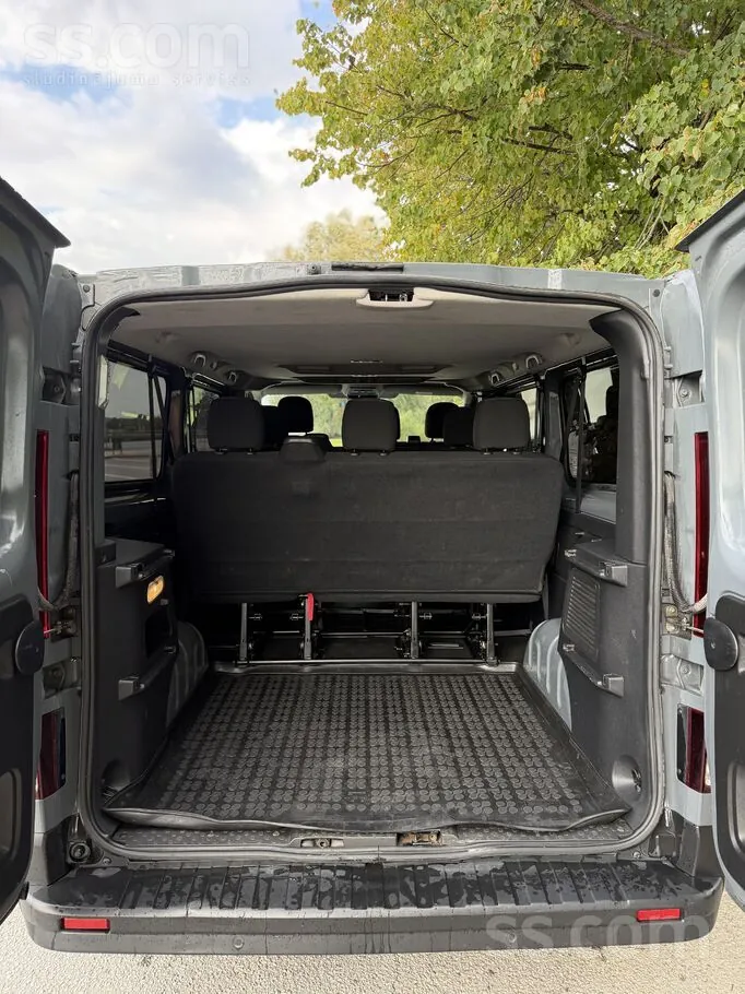 Renault Trafic 2022 photo 3