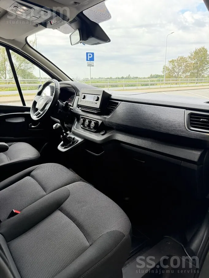 Renault Trafic 2022 photo 4