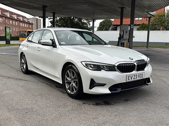 BMW 330E 2020 photo 3