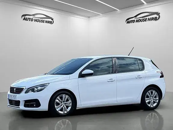Peugeot 308 2017 photo 2