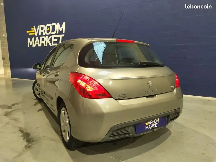Peugeot 308 2012 photo 3