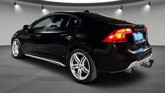 Volvo S60 2011 photo 4