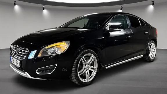 Volvo S60 2011 photo 2