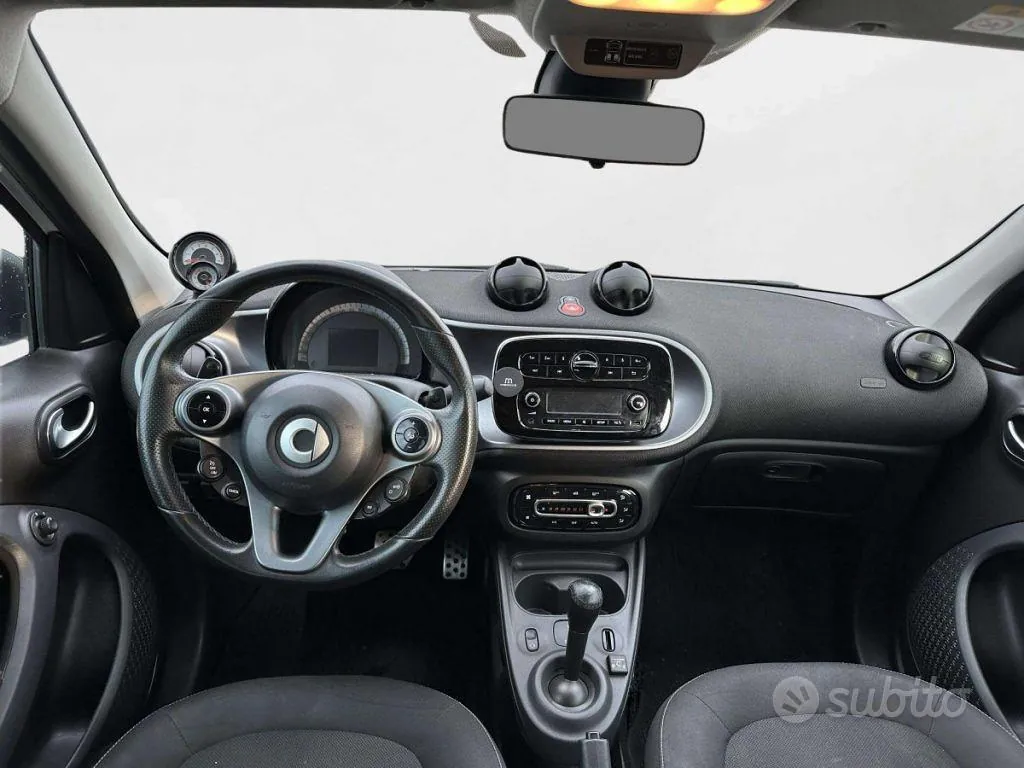 Smart Forfour 2018 photo 4