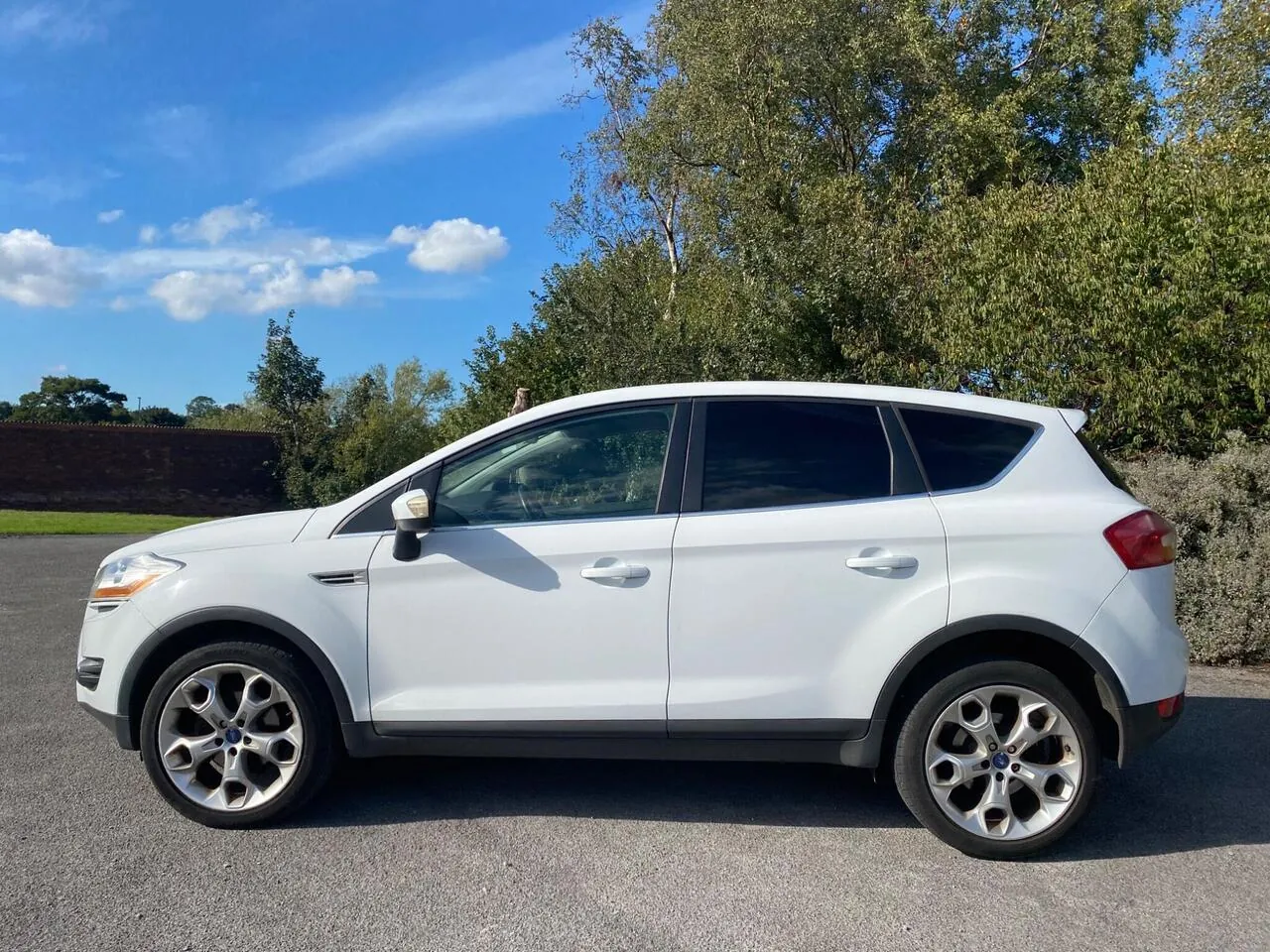 Ford Kuga 2012 photo 4