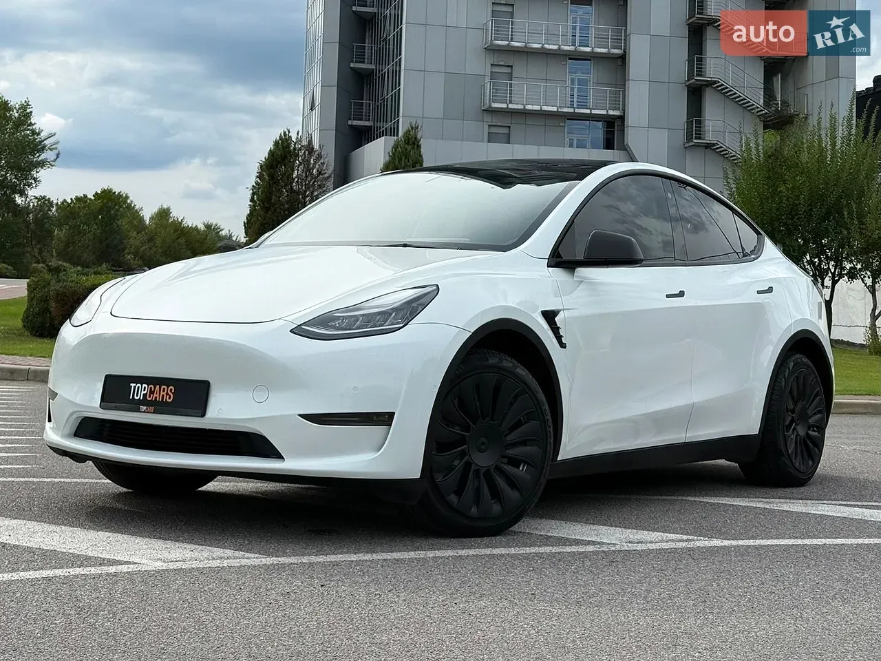 Tesla Model Y 2021 photo 4