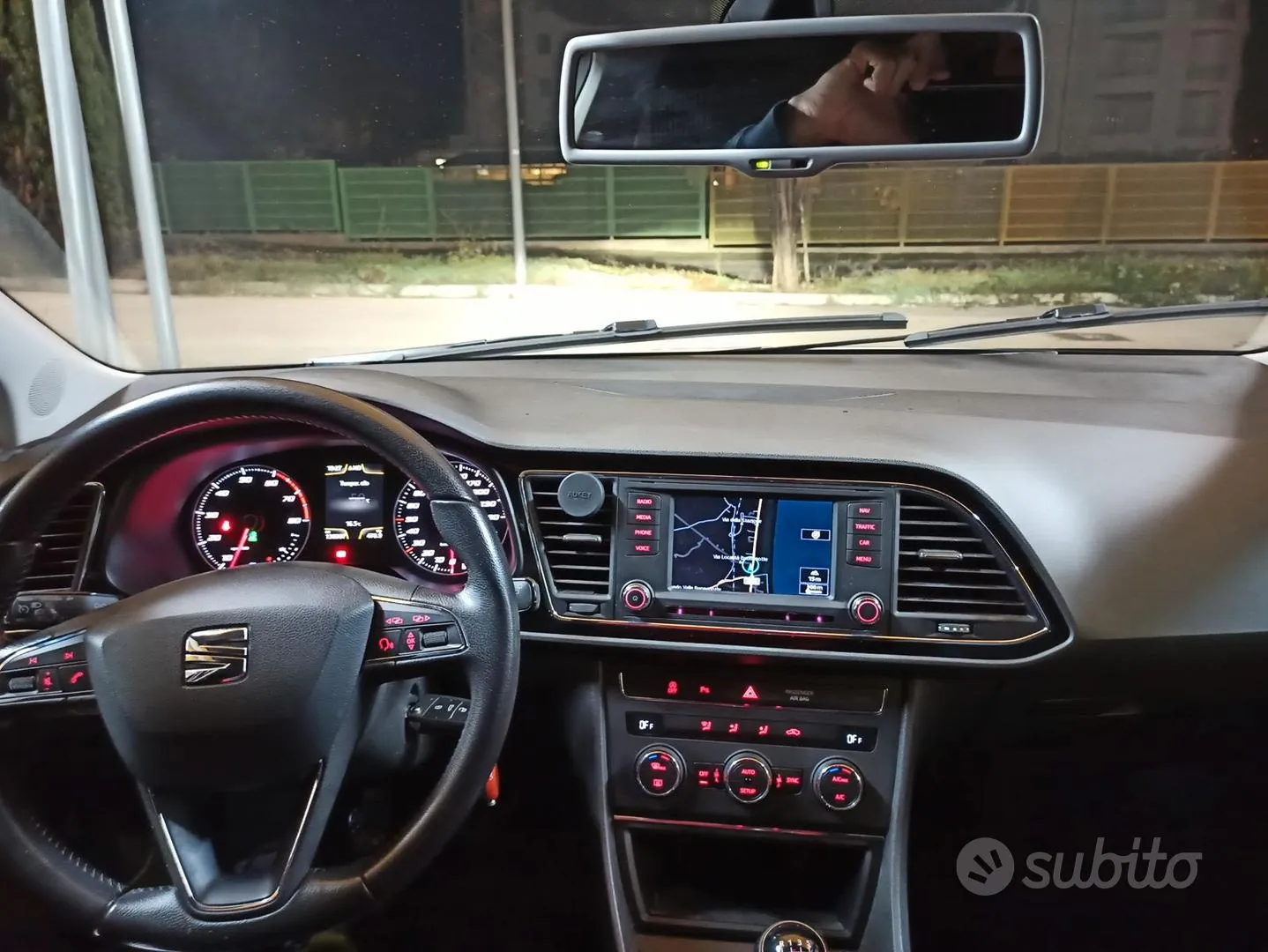 Seat Leon 2015 photo 3